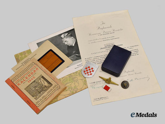 croatia,_independent_state._a_mixed_lot_of_badges_and_paper_items___m_n_c6975