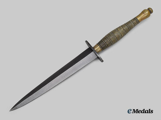 united_kingdom._a_beaded&_ribbed_wilkinson_third_pattern_fairbairn_sykes_fighting_knife___m_n_c6988