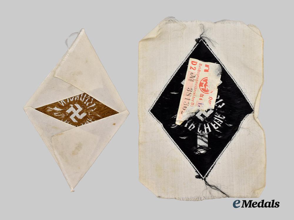 germany,_h_j._a_pair_of_proficiency_badges,_cloth_versions___m_n_c7001
