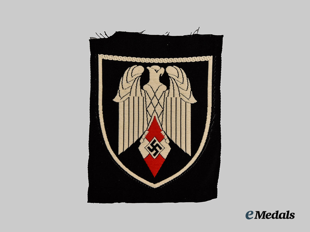 germany,_h_j._a_standard_bearer’s_arm_shield___m_n_c7001