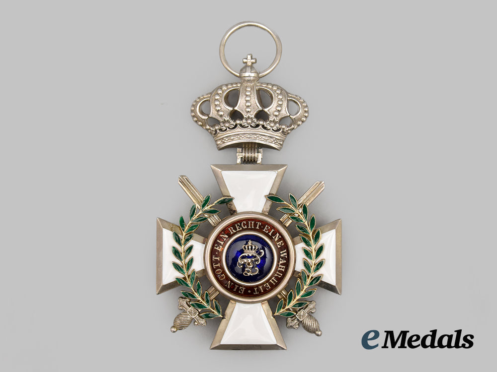 oldenburg,_grand_duchy._a_rare_house_and_merit_order_of_peter_friedrich_ludwig,_grand_cross_with_swords,_oak_leaves,_and_breast_star,_published_example_by_knauer___m_n_c7004