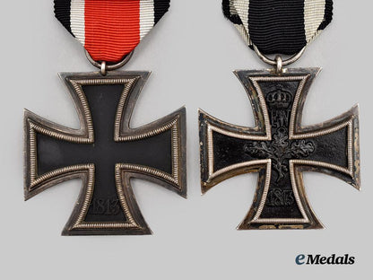 germany,_imperial;_germany,_wehrmacht._a_pair_of_iron_crosses_i_i_class,1914_and1939_issue___m_n_c7017