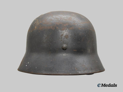 germany,_luftwaffe._an_m40_stahlhelm,_double_decal_and_owner-_attributed_example,_by_eisenhüttenwerke_thale___m_n_c7041