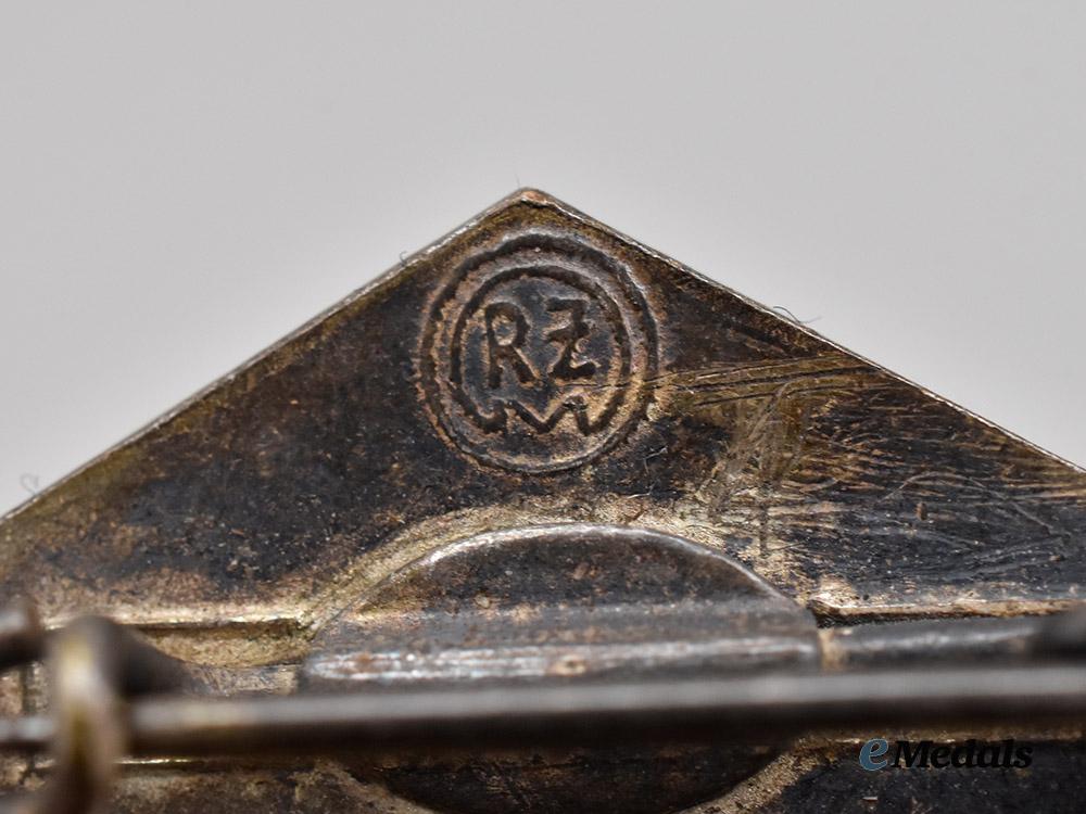 germany,_h_j._a_lot_of_membership_and_marksmanship_badges___m_n_c7052