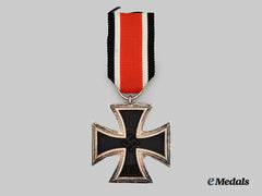 Germany, Third Reich. A Rare Iron Cross 1939 Second Class, by Deschler & Sohn, “Round 3” Variant, Type C