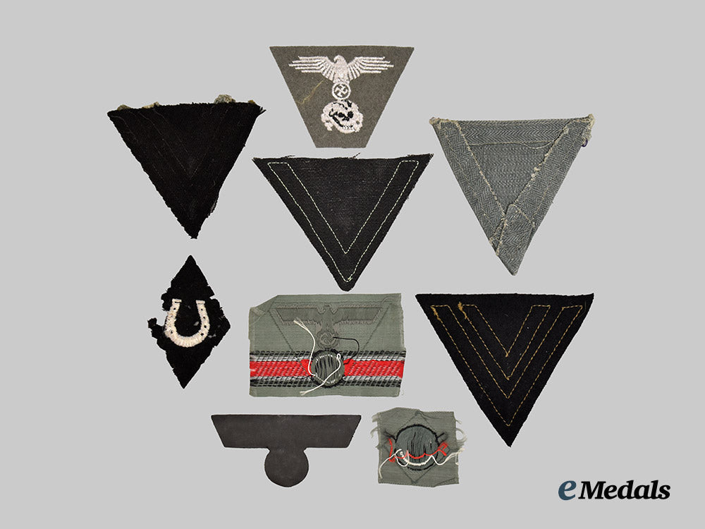 germany,_third_reich._a_mixed_lot_of_nine_uniform_insignia___m_n_c7081