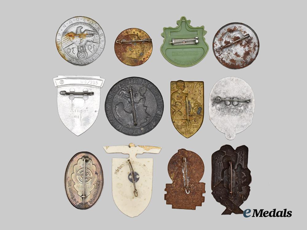 germany,_third_reich._a_lot_of_twelve_commemorative_badges___m_n_c7084