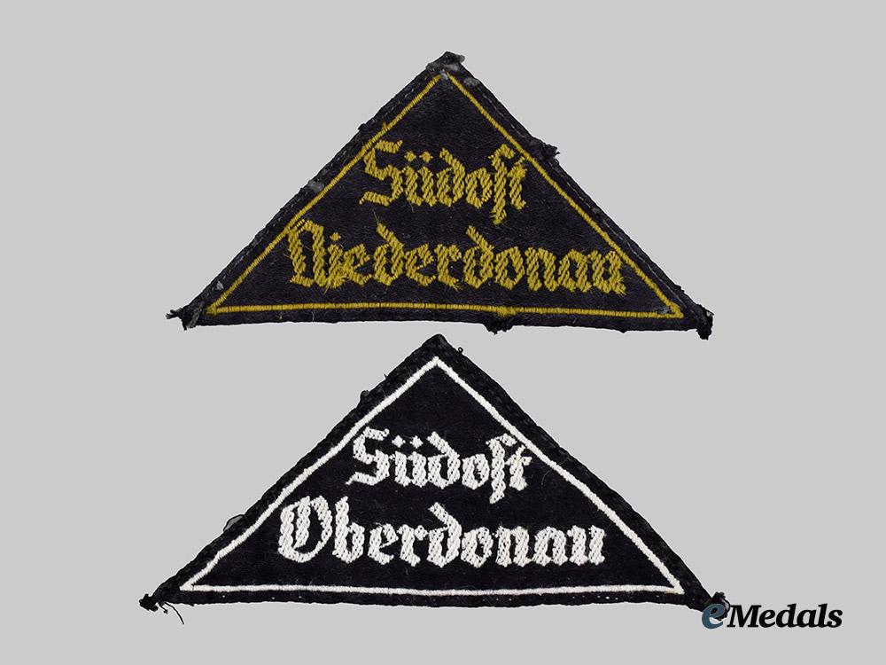 germany,_h_j._a_pair_of_h_j_and_b_d_m_district_sleeve_insignia___m_n_c7086