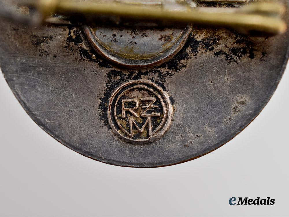 germany,_n_s_d_a_p._a_rare_member’s_badge,_unknown_r_z_m_version___m_n_c7097