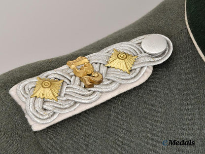 germany,_heer._an_infantry_hauptmann_piped_service_tunic,_unit-_attributed_example___m_n_c7100