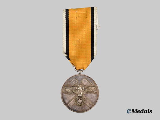 germany,_third_reich._a_mine_rescue_honour_decoration___m_n_c7108
