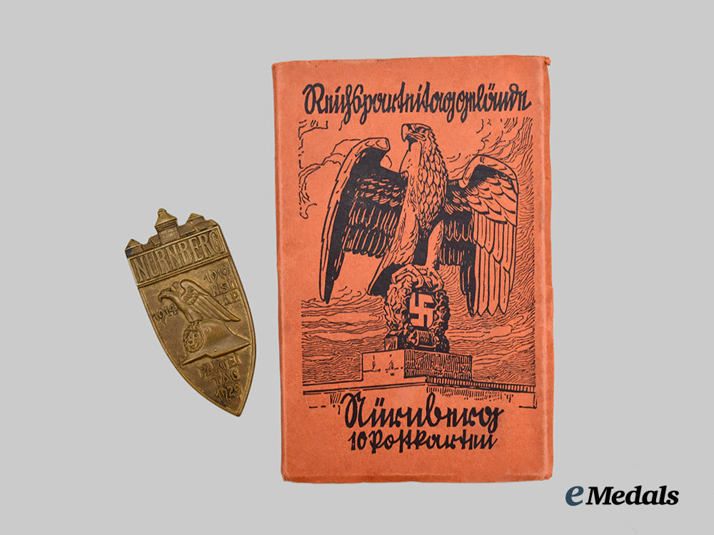 germany,_third_reich._a_nuremberg_party_rally_grounds_postcard_booklet_with_party_day_badge___m_n_c7127
