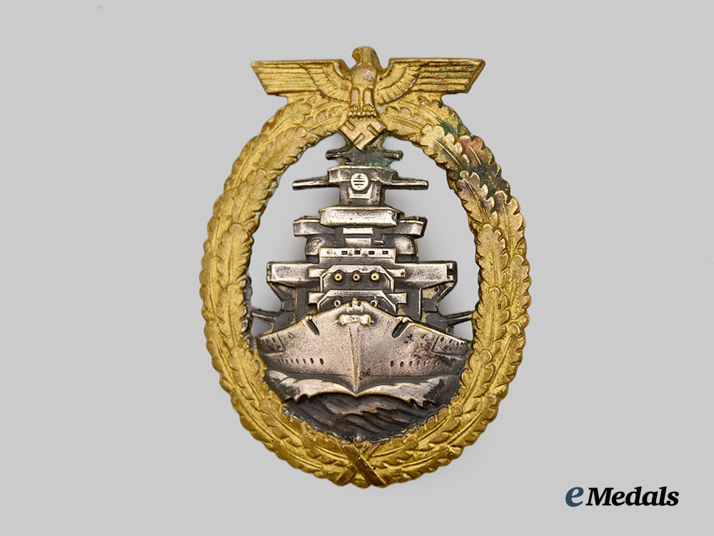 germany,_kriegsmarine._a_high_seas_fleet_badge,_by_c._schwerin&_son_of_berlin-_variant_i_i_i___m_n_c7158