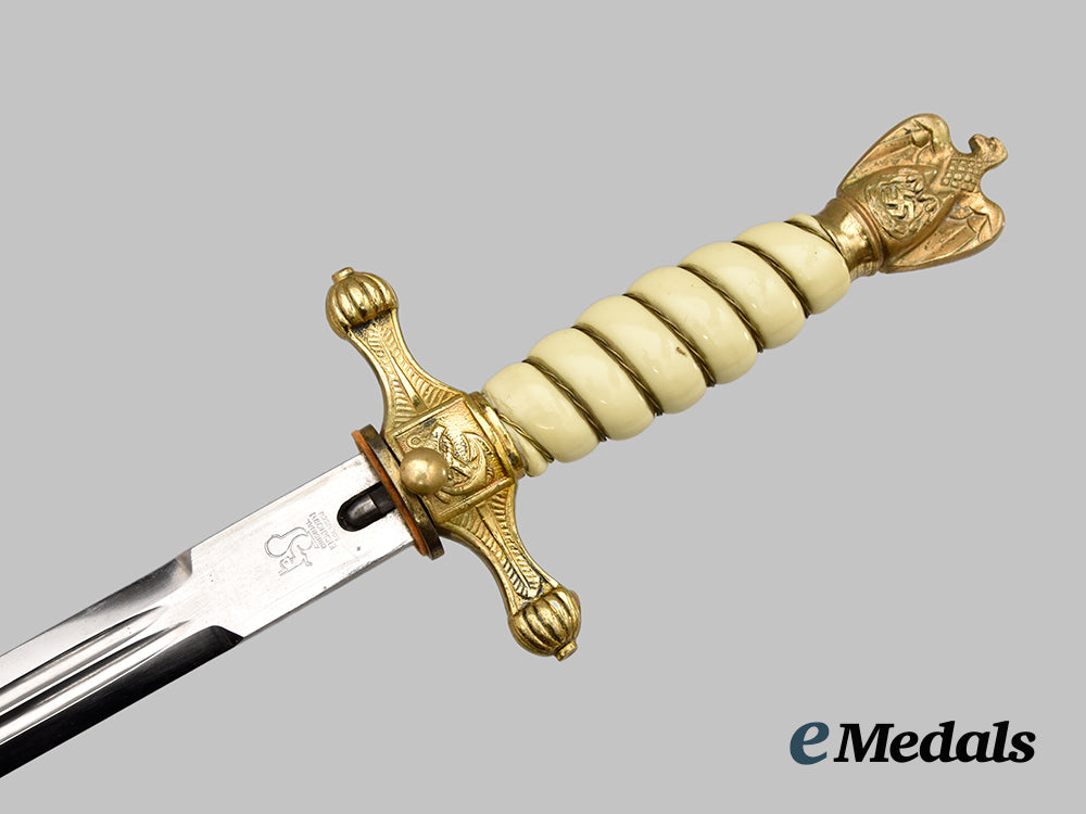 germany,_kriegsmarine._an_officer’s_dress_dagger,_by_carl_eickhorn___m_n_c7179