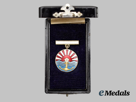 japan,_empire._a_second_war_navy_association_merit_badge___m_n_c7198