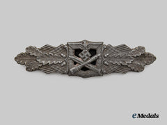 Germany, Wehrmacht. A Close Combat Clasp, Bronze Grade, by Friedrich Linden