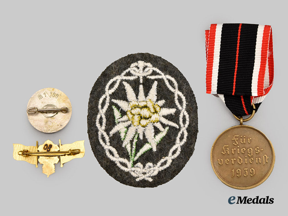 germany,_third_reich._a_mixed_lot_of_awards,_badges,_and_insignia___m_n_c7216