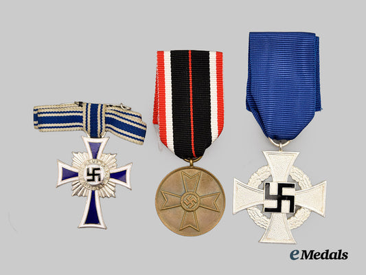 germany,_third_reich._a_mixed_lot_of_awards___m_n_c7225