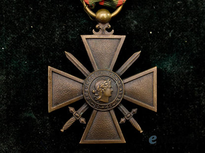 france,_republic._a_first_war_group_of_captain_louis_marieédouard_houdard,156e_régiment_d’_infanterie___m_n_c7226