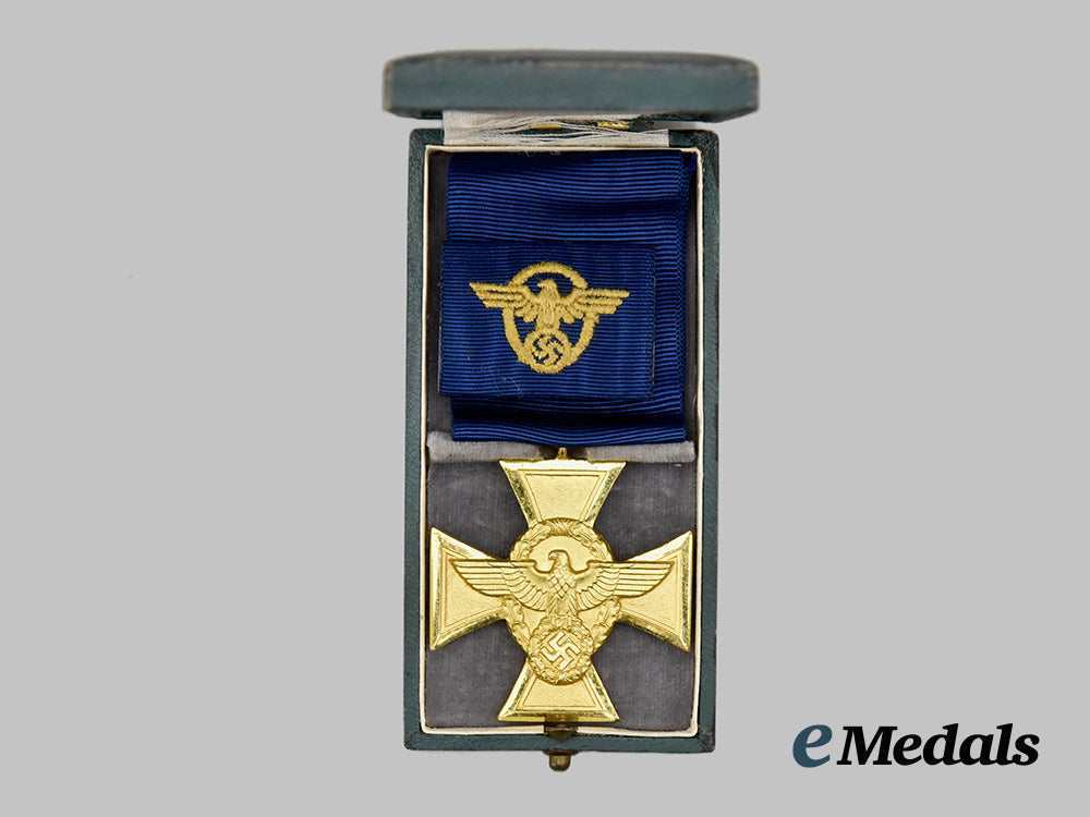 germany,_ordnungspolizei._a_long_service_award,_i_class_for25_years_with_case___m_n_c7242