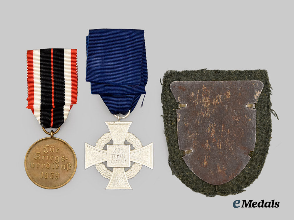 germany,_wehrmacht._a_mixed_lot_of_awards___m_n_c7244