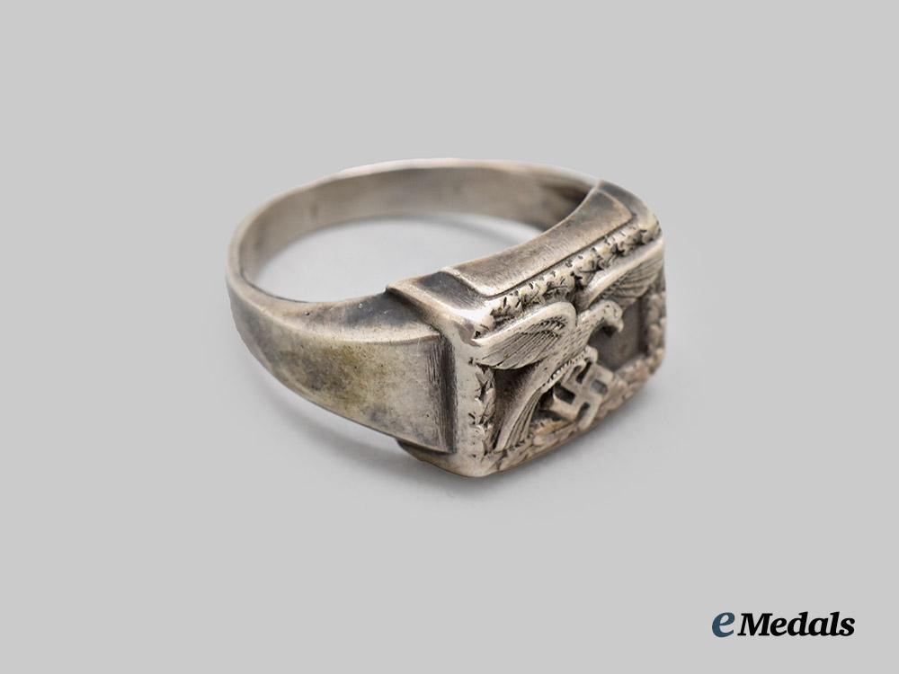 germany,_luftwaffe._a_condor_legion_commemorative_ring_in_silver___m_n_c7248