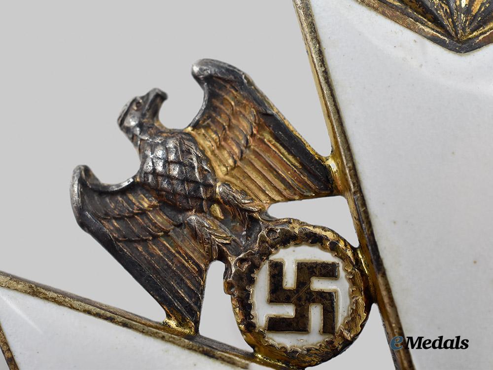 germany,_third_reich._an_order_of_the_german_eagle,_i_i/_i_i_i_class_cross,_by_gebrüder_godet___m_n_c7287