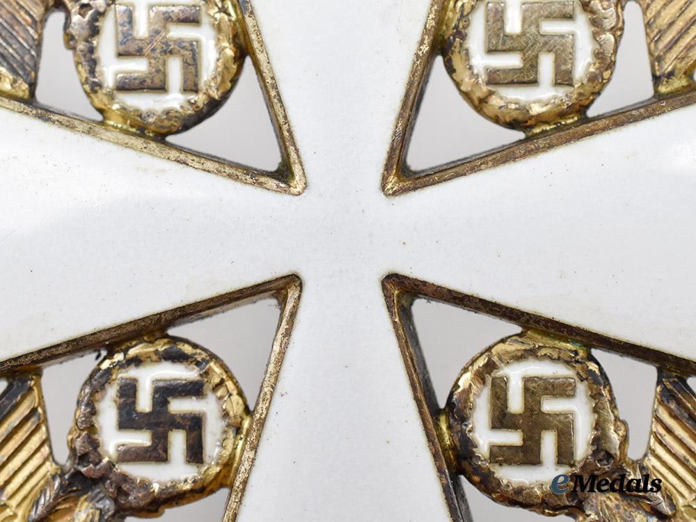 germany,_third_reich._an_order_of_the_german_eagle,_i_i/_i_i_i_class_cross,_by_gebrüder_godet___m_n_c7297