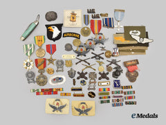 United States. A Lot of Medals and Insignia