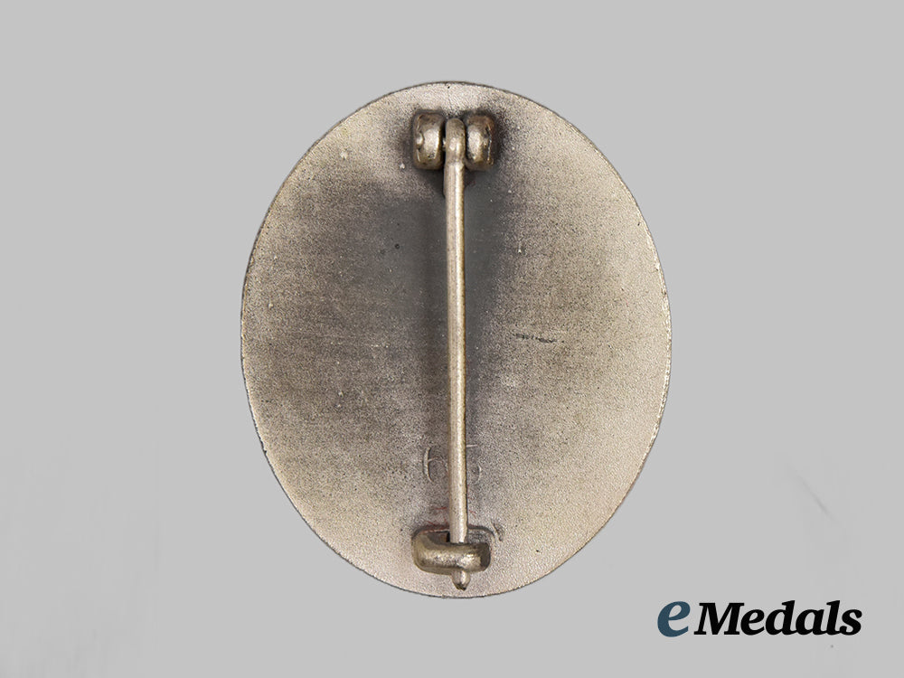 germany,_wehrmacht._a_silver_grade_wound_badge,_with_case,_by_klein&_quenzer___m_n_c7365