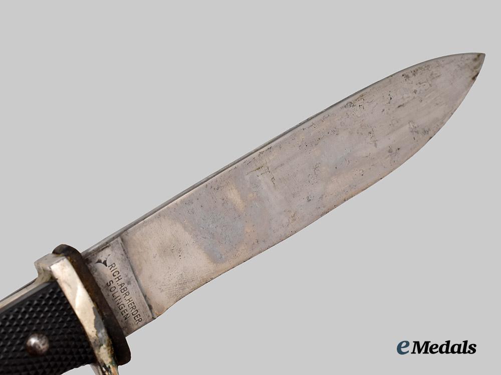 germany,_h_j._a_member’s_knife,_late_transitional_example,_by_richard_abraham_herder___m_n_c7367