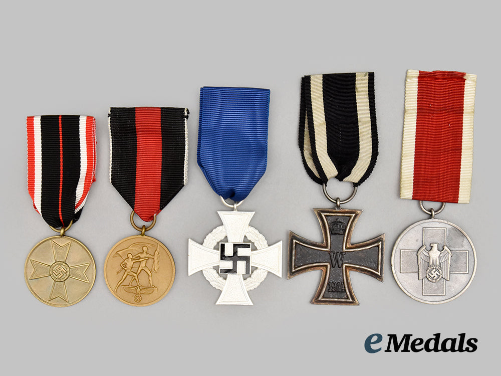 germany,_third_reich._a_mixed_lot_of_decorations___m_n_c7402