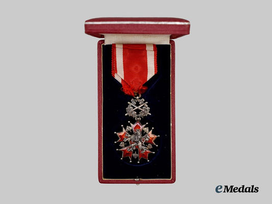 czechoslovakia,_republic._an_order_of_the_white_lion,_v_class_in_case,_by_karnet&_kysely___m_n_c7405
