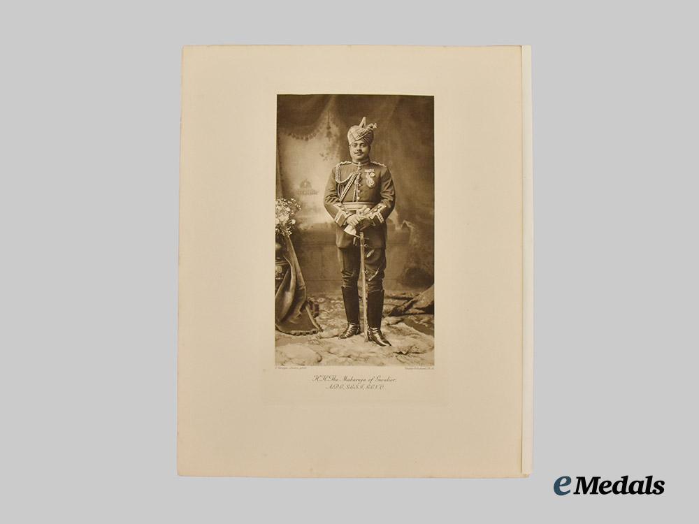 united_kingdom._a_lot_of_three_portraits_of_rulers_of_the_british_raj___m_n_c7437
