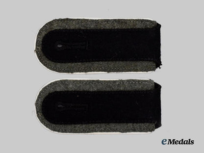 germany,_s_s._a_set_of_mint_waffen-_s_s_infantry_enlisted_personnel_shoulder_straps___m_n_c7447