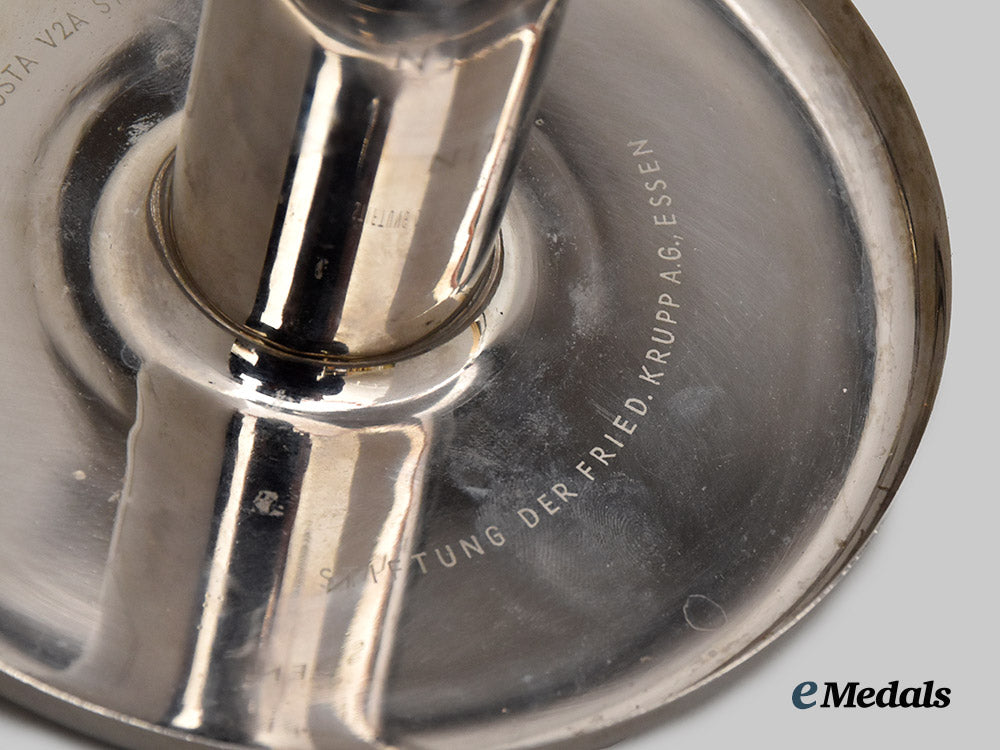 germany,_third_reich._a_rare1936_berlin_olympics_torch,_by_krupp___m_n_c7449