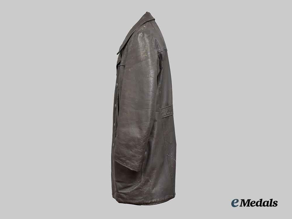 germany,_kriegsmarine._a_u-_boat_crewman’s_leather_jacket_and_trousers_set,_owner-_attributed___m_n_c7457