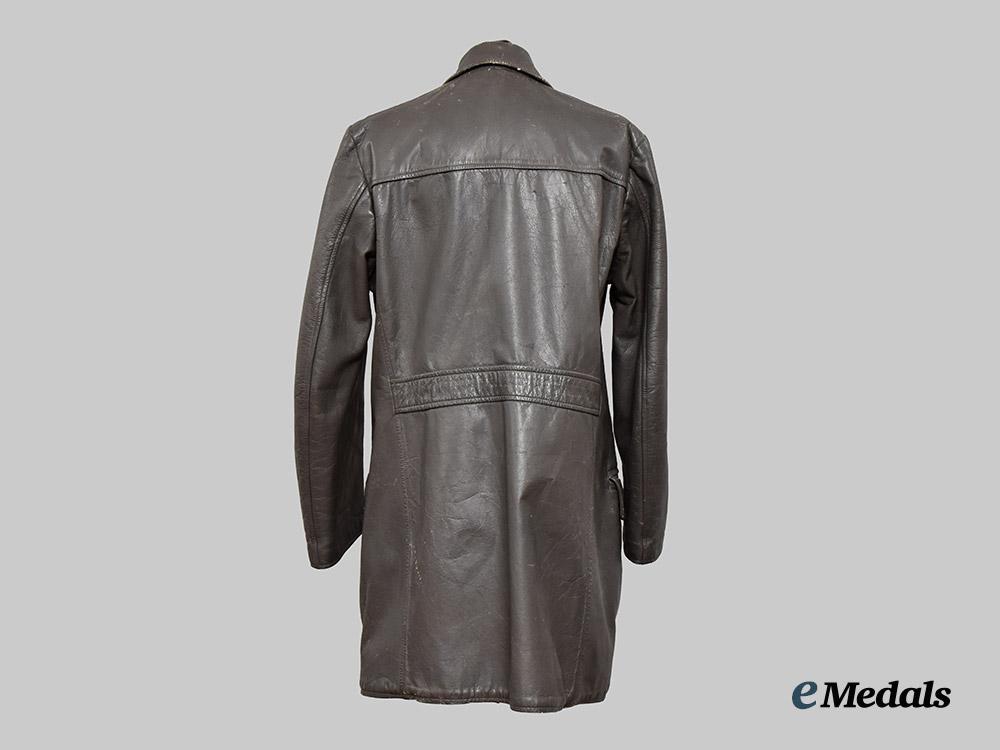 germany,_kriegsmarine._a_u-_boat_crewman’s_leather_jacket_and_trousers_set,_owner-_attributed___m_n_c7460