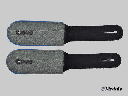 germany,_s_s._a_set_of_mint_waffen-_s_s_medical_enlisted_personnel_shoulder_straps___m_n_c7460