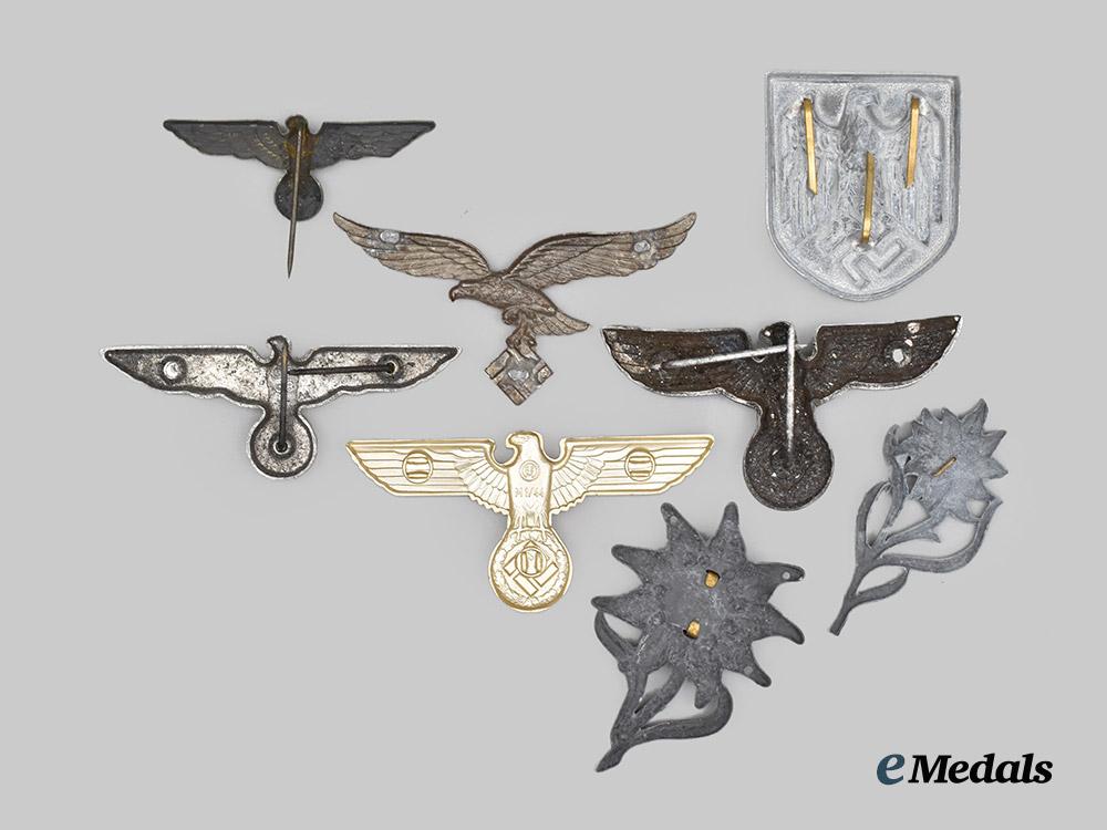 germany,_third_reich._a_mixed_lot_of_cap_insignia___m_n_c7465