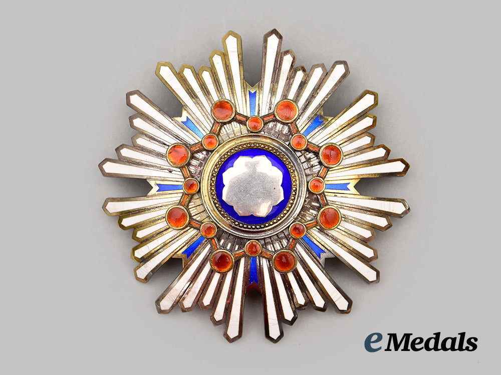 japan,_empire._an_early_order_of_the_sacred_treasure,_i_class_grand_cordon_set_in_case___m_n_c7468