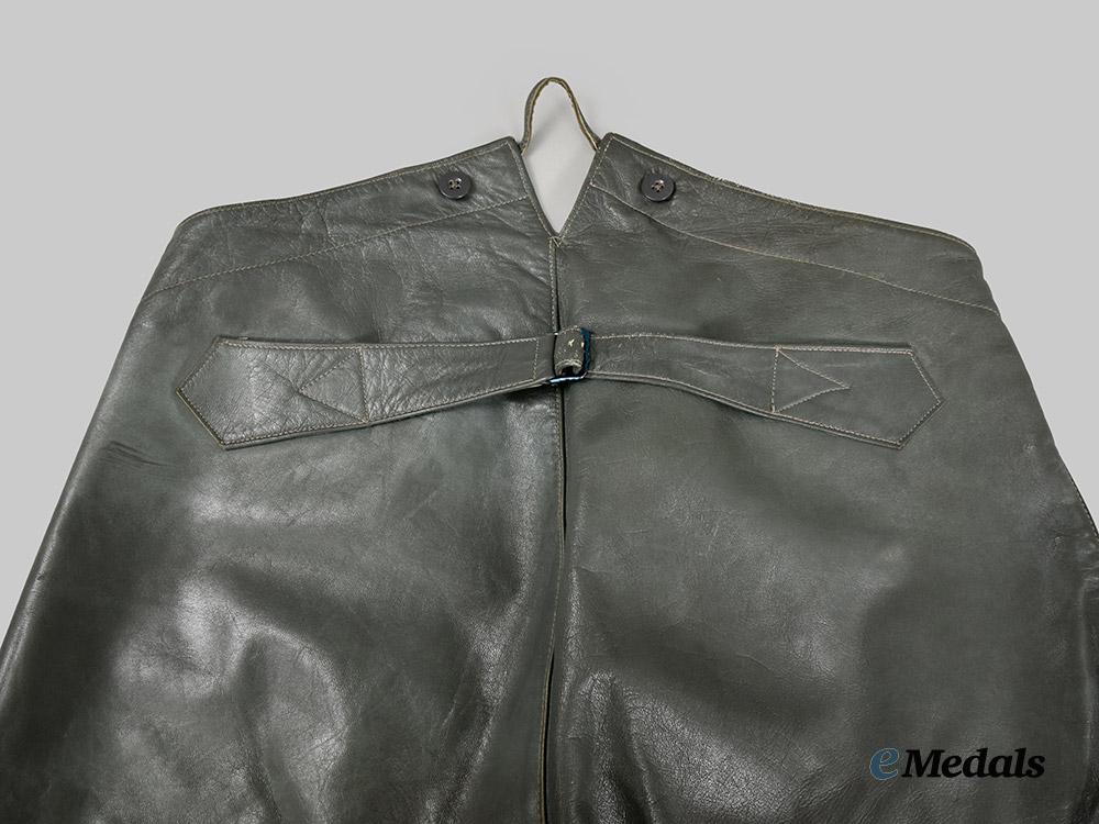 germany,_kriegsmarine._a_u-_boat_crewman’s_leather_jacket_and_trousers_set,_owner-_attributed___m_n_c7468