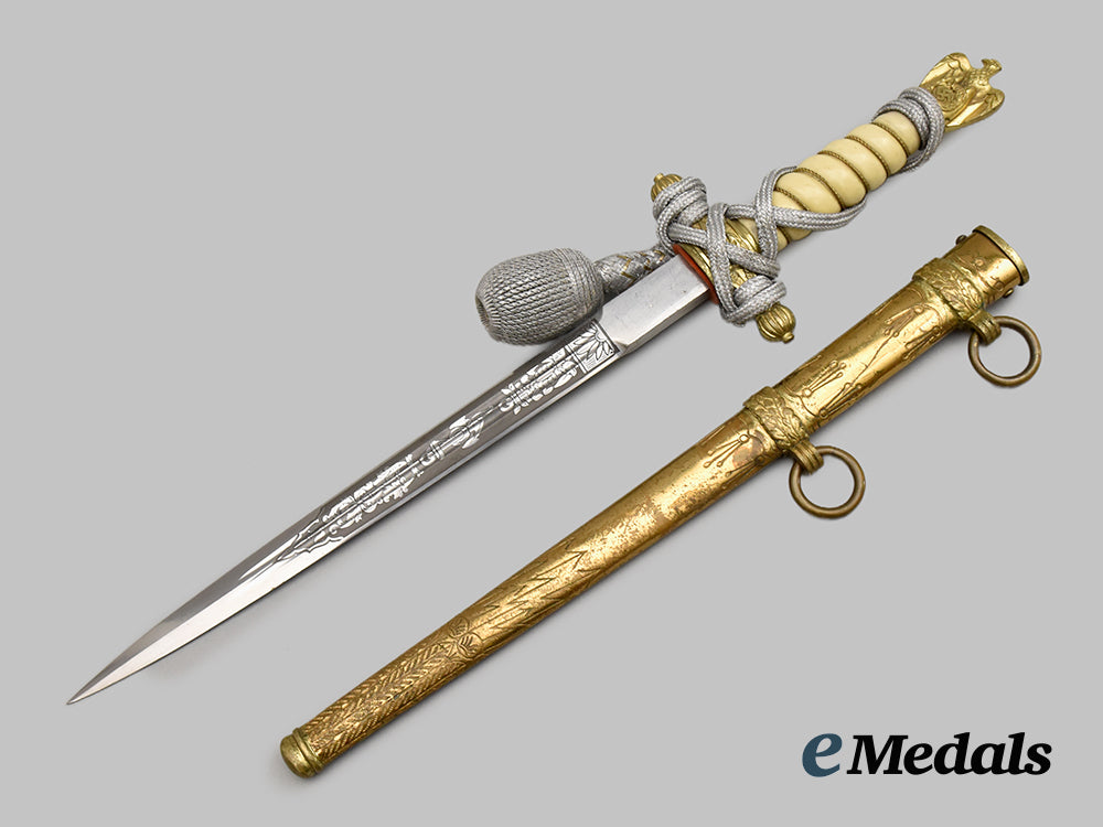 germany,_kriegsmarine._an_officer’s_dress_dagger,_by_clemen&_jung___m_n_c7475