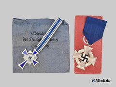 Germany, Third Reich. A Pair of Civil Awards
