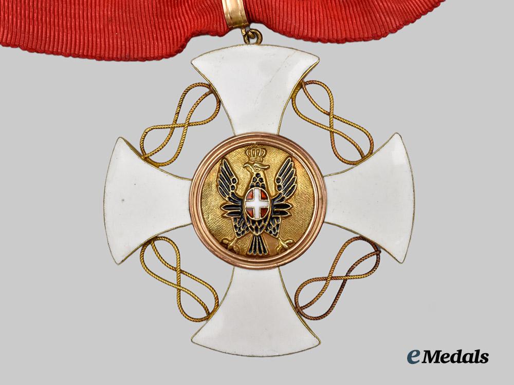 italy,_kingdom._an_order_of_the_crown_of_italy,_commander,_in_gold,_by_cravanzola___m_n_c7510