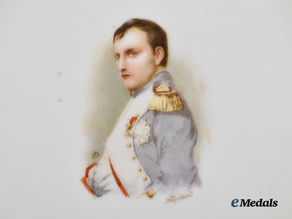 france,_republic._a_napoleon_statue,_with_commemorative_plate___m_n_c7533