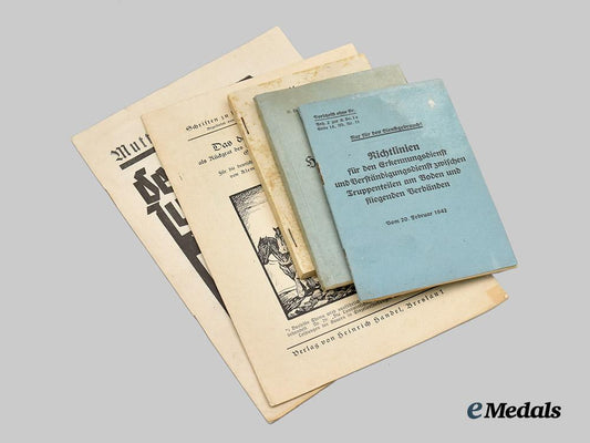 germany,_third_reich._a_mixed_lot_of_booklets_and_publications___m_n_c7535