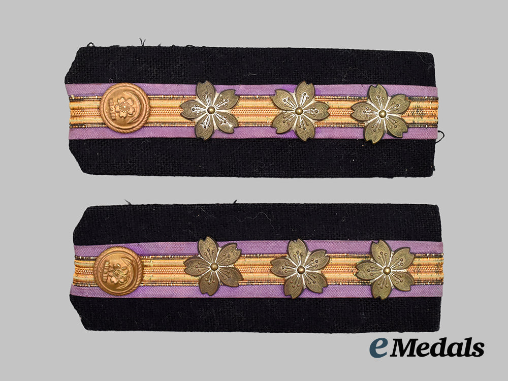 japan,_empire._a_set_of_second_war_navy_captain_engineer_branch_shoulder_boards___m_n_c7536