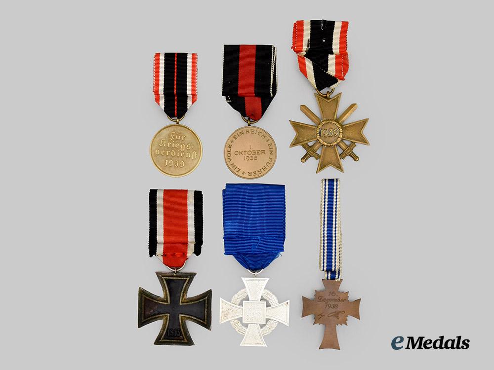 germany,_third_reich._a_mixed_lot_of_civil&_military_awards___m_n_c7558-_recovered