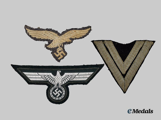 germany,_wehrmacht._a_mixed_lot_of_uniform_insignia___m_n_c7559